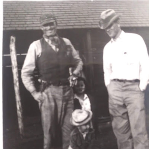 Meet your Posher, Justin - Picture 1 of 1